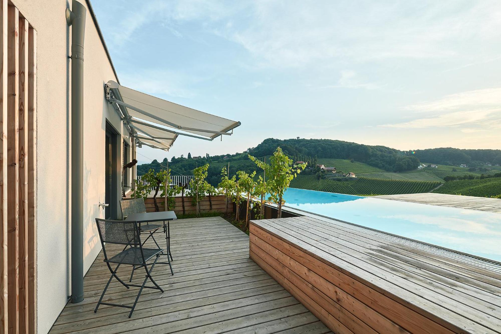 Relax Apartments An Der Lage Hochgrassnitzberg Spielfeld Exteriér fotografie
